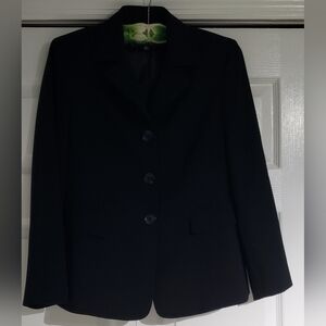 Kasper 4 Petite Classic Black Blazer with Lapels and Solid Design